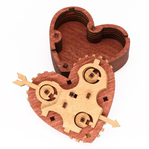 Tin Woodman's Heart. Wooden Kit. Mechanical wooden box, 19,99 €